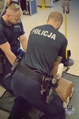 Policjanci i młodzież w Wałbrzychu bili rekord RKO